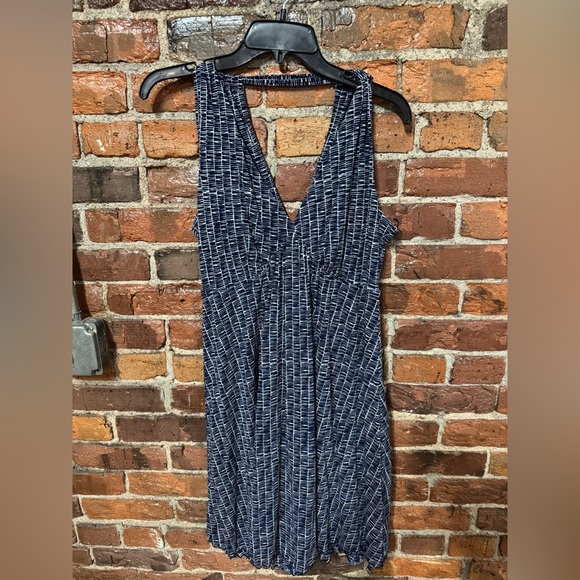 Kenneth Cole New York Dresses & Skirts - Kenneth Cole New York Navy and White Printed Mini Dress Size Extra Large